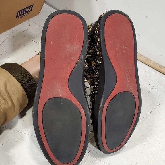 Barabas Men’s 10 Studded Spiked Black and Gold High-Top Sneakers - Picture 7 of 8